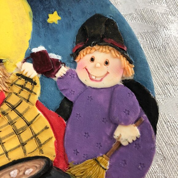 Vintage 1997 Halloween Witch Plate 5¼” 3D Ceramic Mini Decor by Popular Imports - Picture 7 of 9